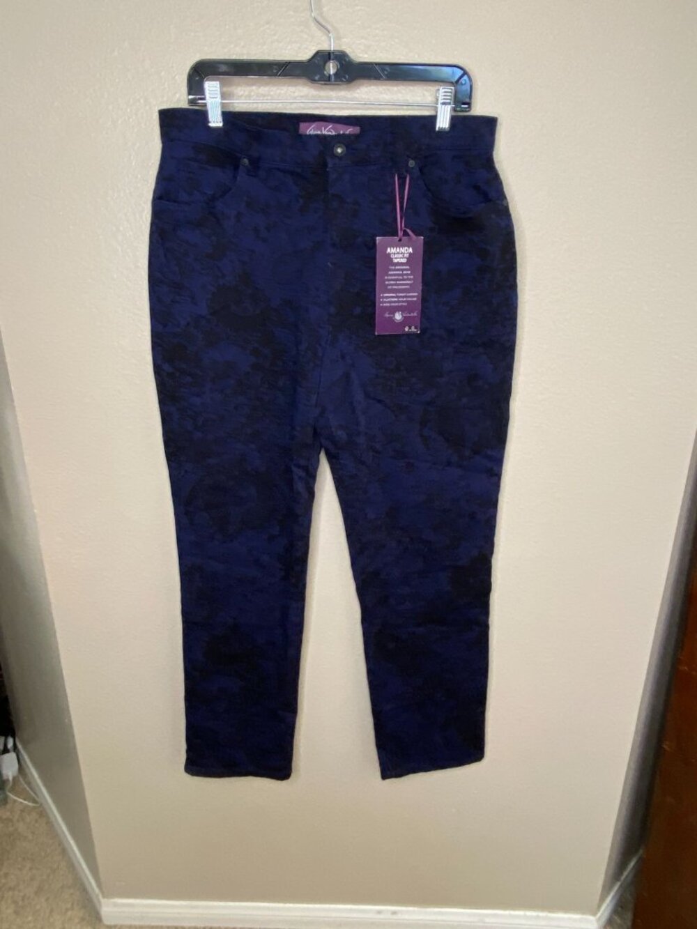 Gloria Vanderbilt Amanda Classic Tapered Jeans 14 Navy Paisley Stretch Denim NEW
